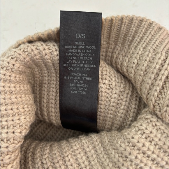 Coach Beanie 100% Wool Knit Slouch Winter Hat - Picture 4 of 5